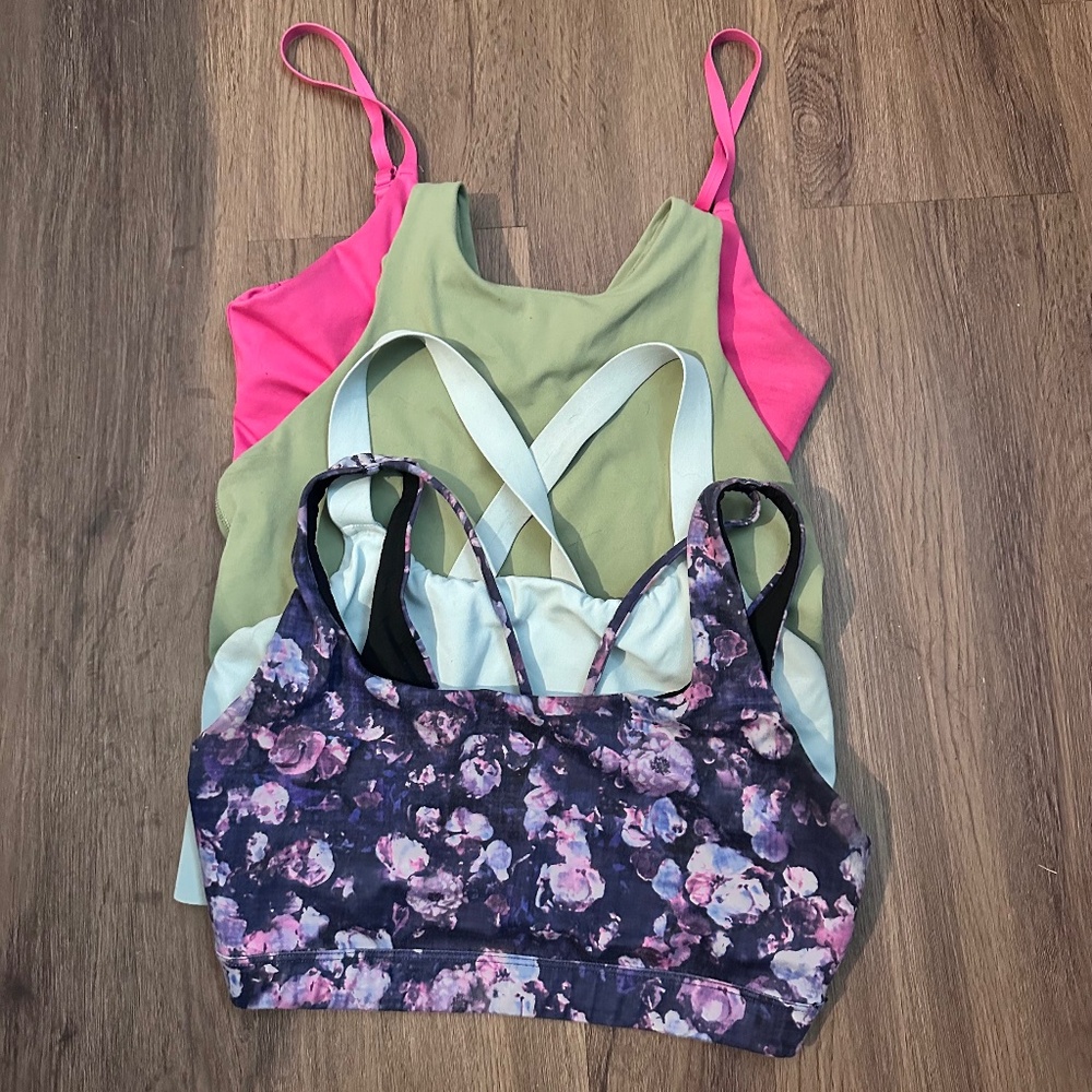 Athleta cropped sport tanks size med bundle of 4